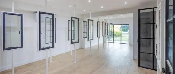 showroom-internal.jpg